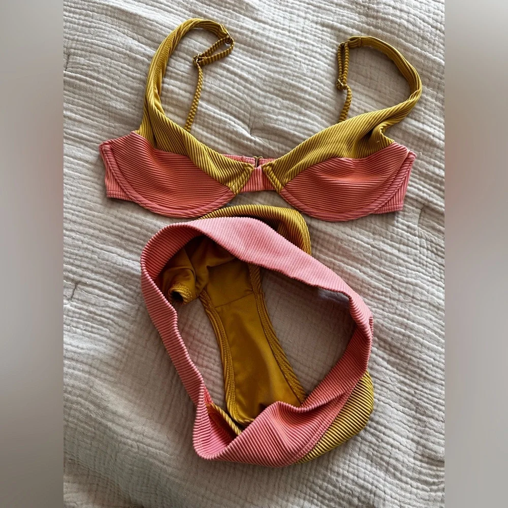 Billabong Hi Life Aruba Bikini - Picture 6 of 6